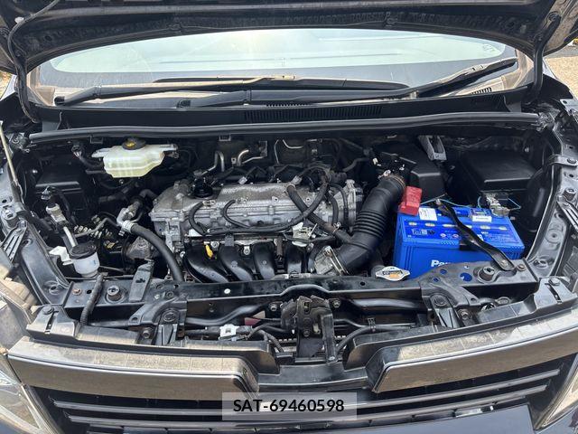 Toyota VOXY 2015-07 8355868-8