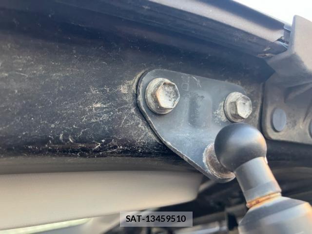 Toyota VOXY 2012-02 8355873-8
