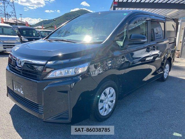 Toyota VOXY 2017-10 8355870-9