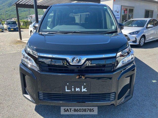Toyota VOXY 2017-10 8355870-2
