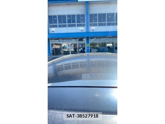 Toyota VOXY 2011-10 8355872-14