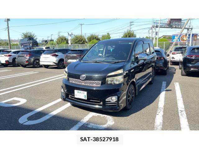 Toyota VOXY 2011-10 8355872-1