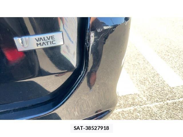 Toyota VOXY 2011-10 8355872-5