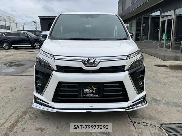 Toyota VOXY 2019-02 8355865-0