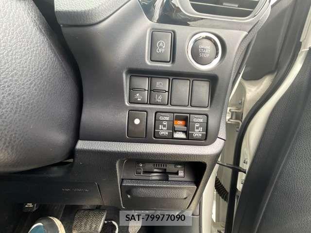 Toyota VOXY 2019-02 8355865-13