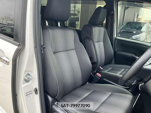 Toyota VOXY 2019-02 8355865-8