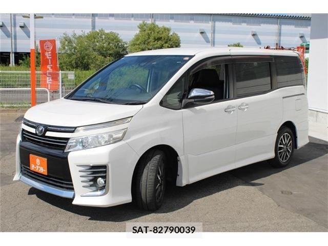 Toyota VOXY 2016-04 8355866-13