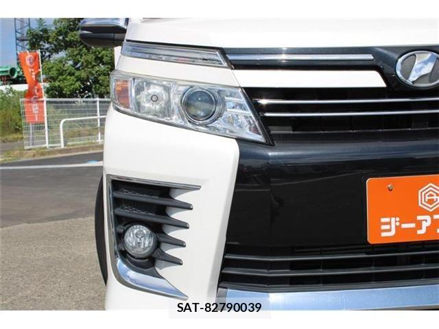 Toyota VOXY 2016-04 8355866-16