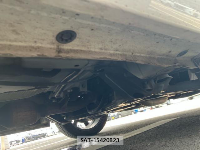 Toyota VOXY 2006-05 8355877-22