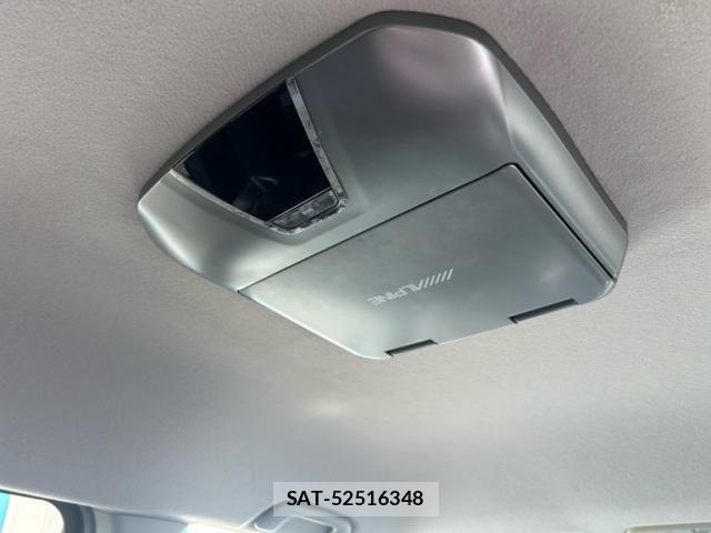 Toyota VOXY 2009-10 8355875-11
