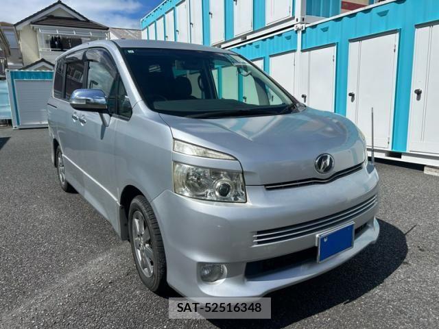 Toyota VOXY 2009-10 8355875-1