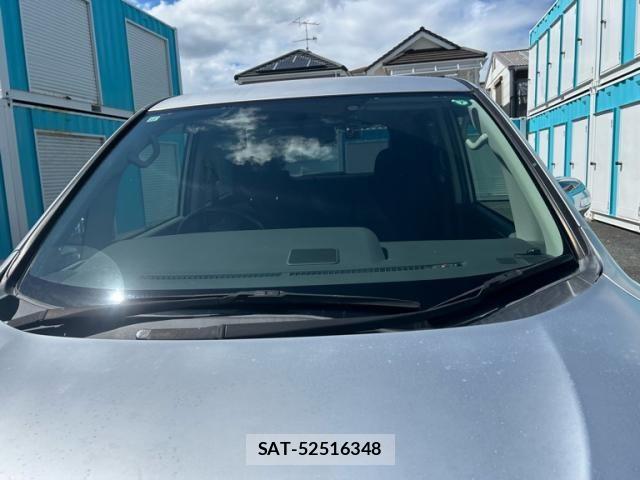 Toyota VOXY 2009-10 8355875-4