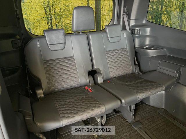 Toyota VOXY 2024-03 8355862-9