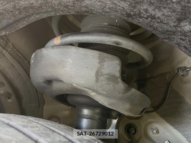 Toyota VOXY 2024-03 8355862-19
