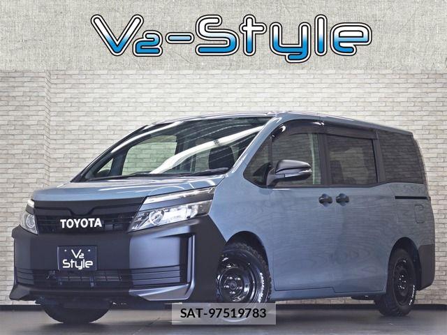 Toyota VOXY 2014-02 8353789-0