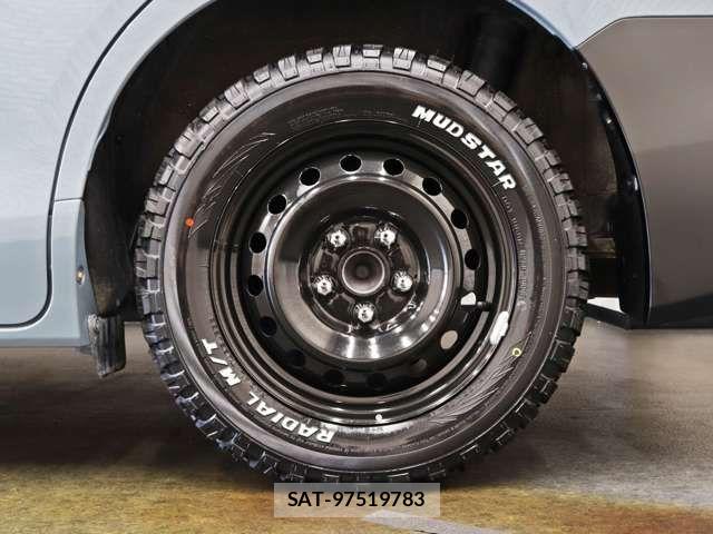 Toyota VOXY 2014-02 8353789-13