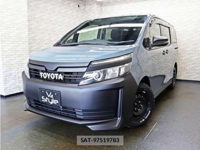 Toyota VOXY 2014-02 8353789-7