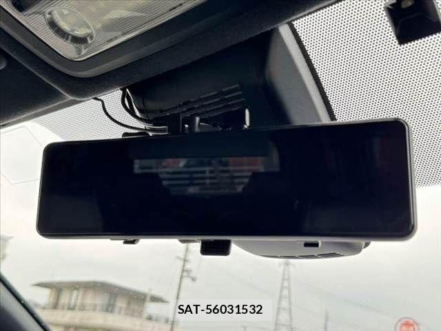 Toyota VOXY 2016-07 8355869-28