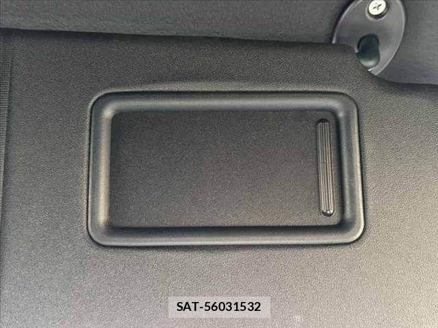 Toyota VOXY 2016-07 8355869-29
