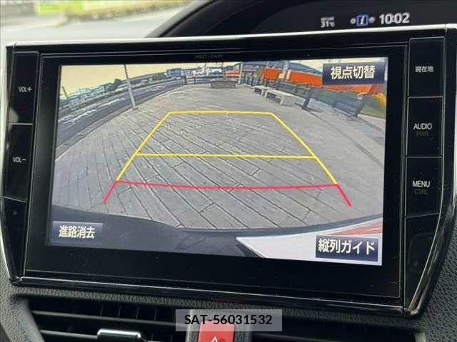 Toyota VOXY 2016-07 8355869-3