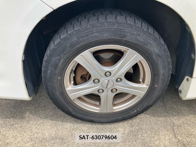 Toyota VOXY 2009-07 8369692-10