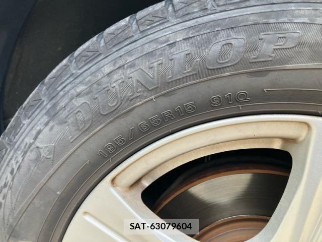 Toyota VOXY 2009-07 8369692-6