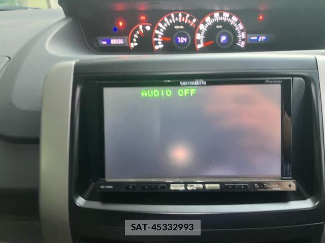 Toyota VOXY 2007-12 8369689-22