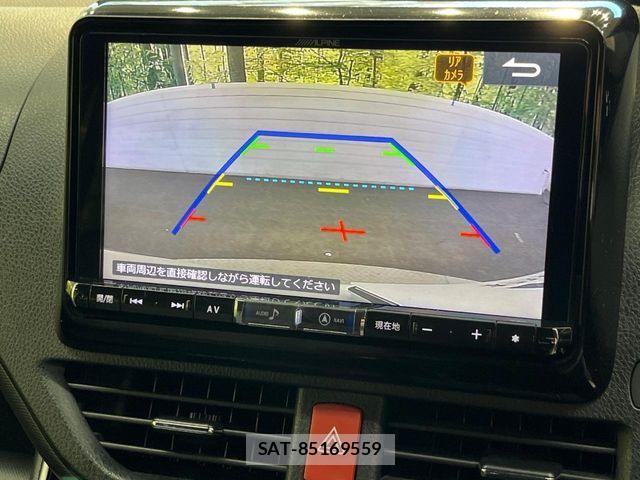 Toyota VOXY 2018-09 8369663-4
