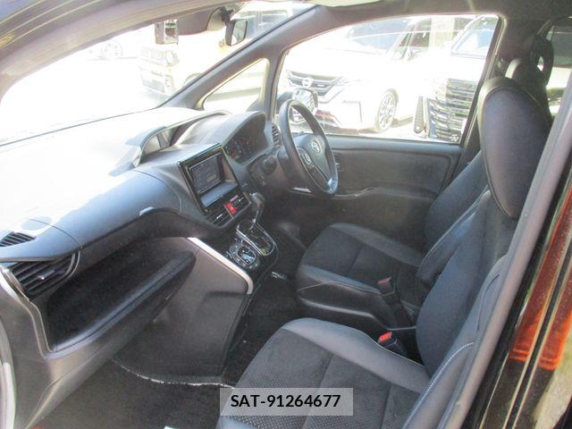 Toyota VOXY 2021-06 8369667-10