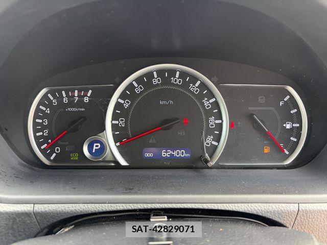 Toyota VOXY 2015-12 8369671-12