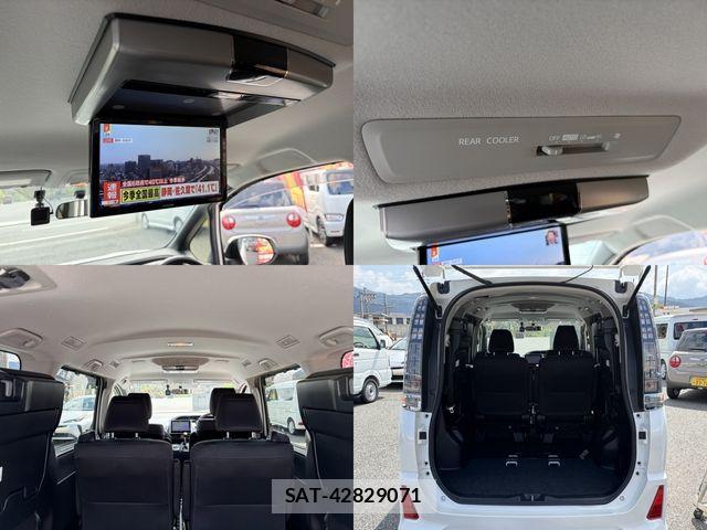 Toyota VOXY 2015-12 8369671-19