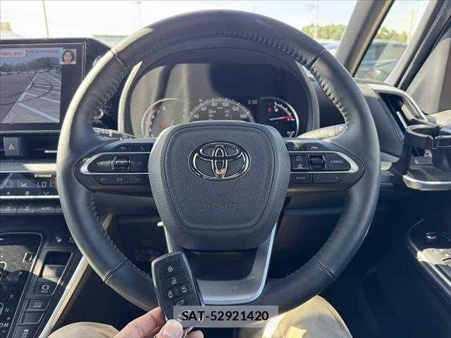 Toyota VOXY 2022-09 8369650-6