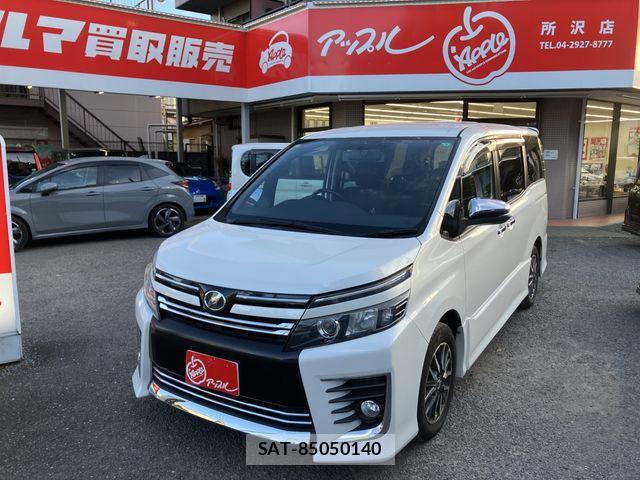 Toyota VOXY 2014-05 8369673-0
