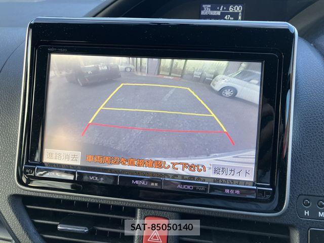 Toyota VOXY 2014-05 8369673-9