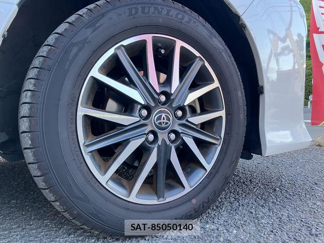 Toyota VOXY 2014-05 8369673-12