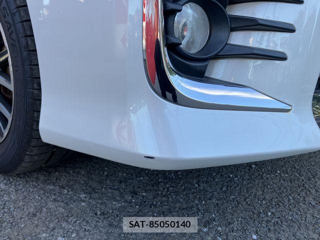 Toyota VOXY 2014-05 8369673-15