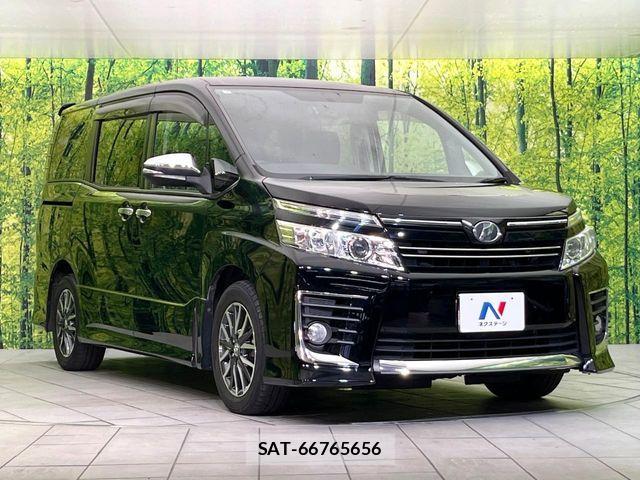 Toyota VOXY 2015-01 8369682-15