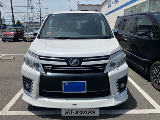 Toyota VOXY 2015-12 8369683-0