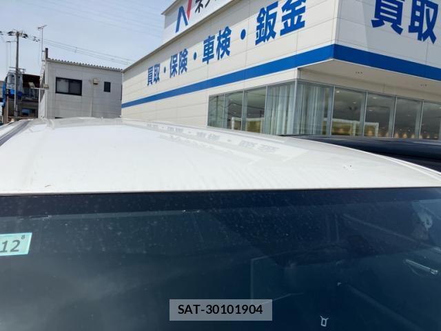 Toyota VOXY 2015-12 8369683-4