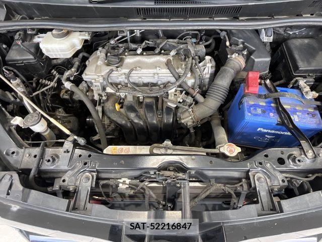 Toyota VOXY 2017-10 8369666-18