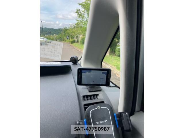 Toyota VOXY 2009-09 8369697-25