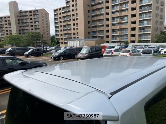 Toyota VOXY 2009-09 8369697-7