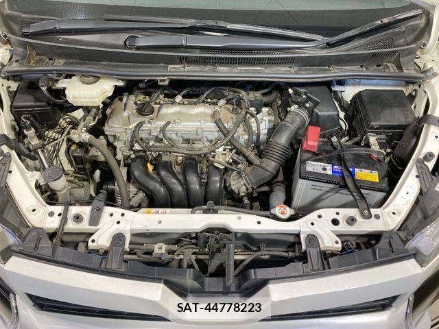 Toyota VOXY 2017-08 8369662-17