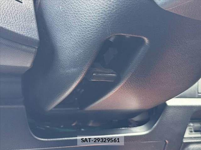 Toyota VOXY 2020-07 8369664-26