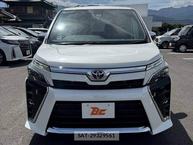 Toyota VOXY 2020-07 8369664-8