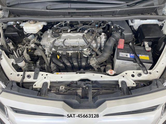 Toyota VOXY 2019-07 8369665-17