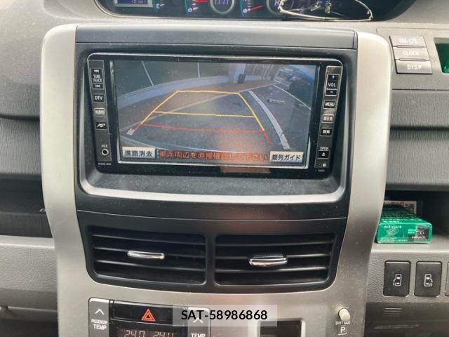 Toyota VOXY 2007-07 8369693-12