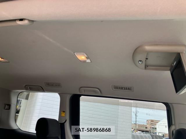 Toyota VOXY 2007-07 8369693-16