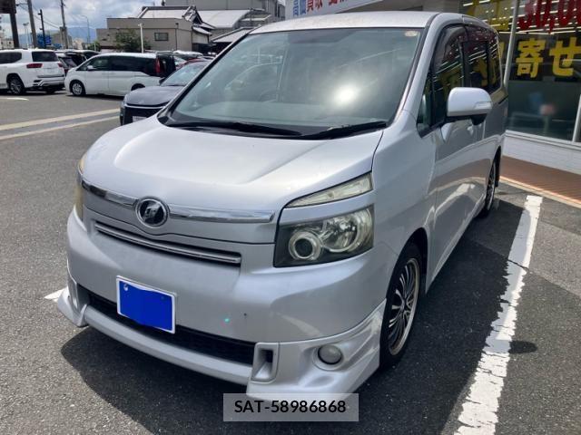 Toyota VOXY 2007-07 8369693-1