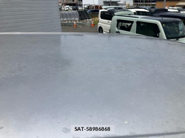 Toyota VOXY 2007-07 8369693-19